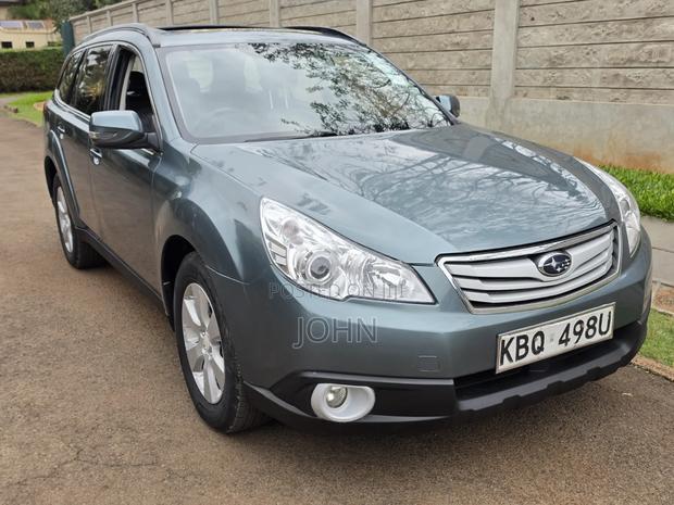 Subaru Outback 2.5i Premium 2011 Blue