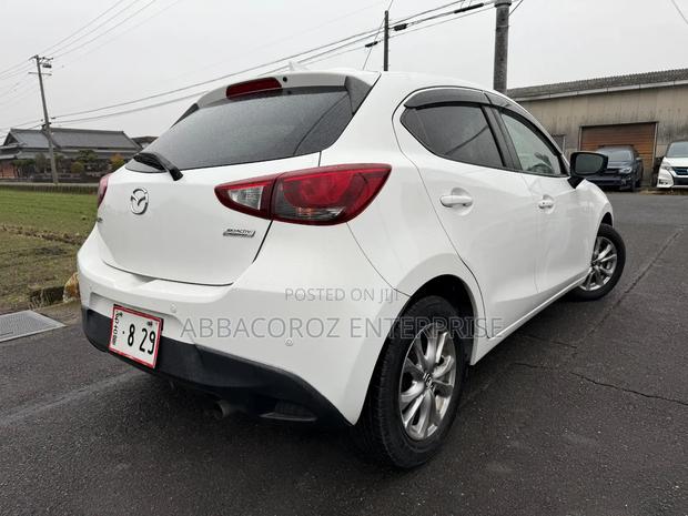 Mazda Demio 2018 White