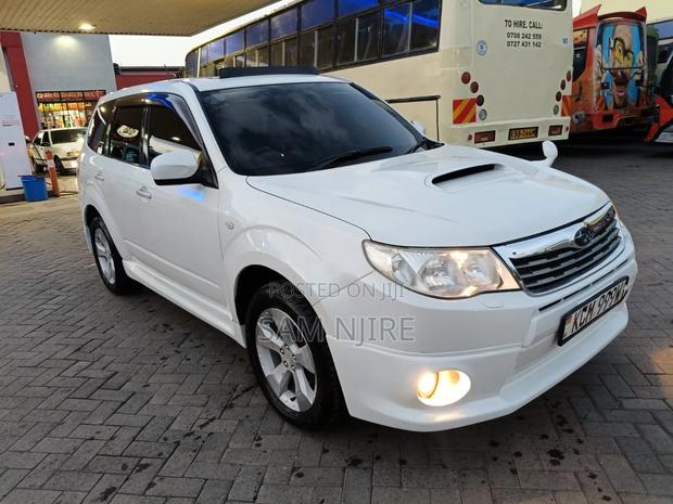 Subaru Forester 2.0D X 2010 Pearl