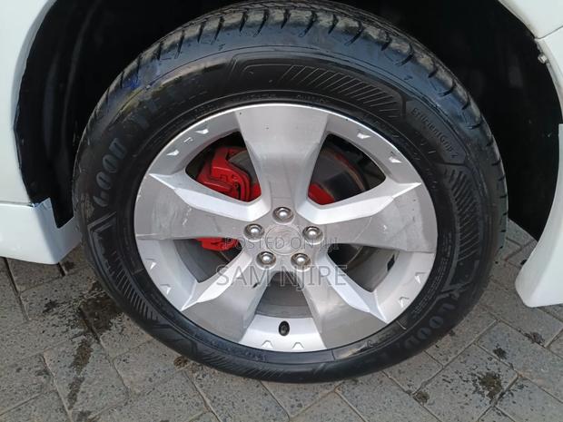 Subaru Forester 2.0D X 2010 Pearl