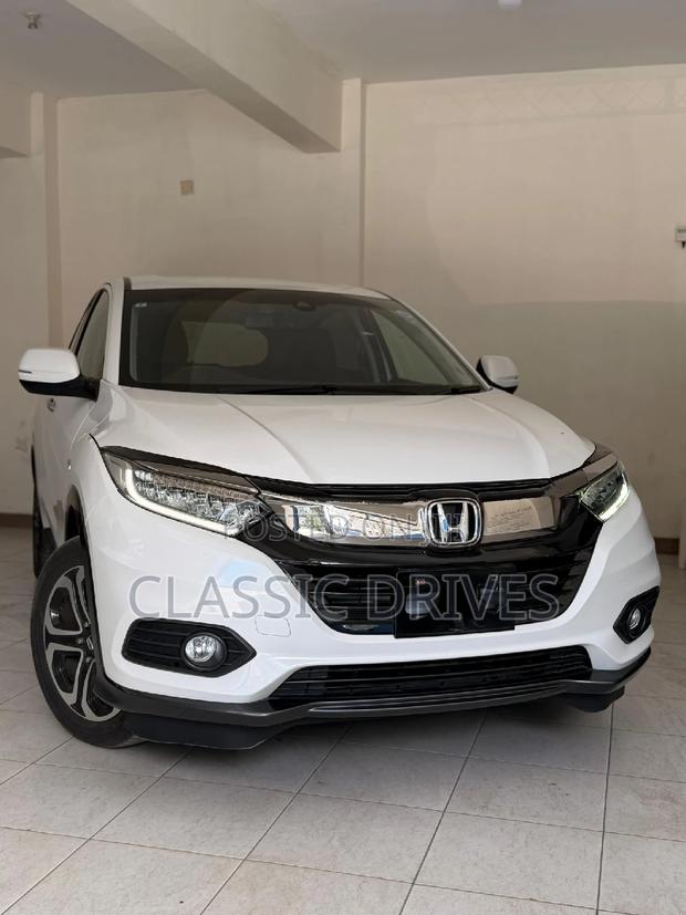 Honda Vezel 2019 White