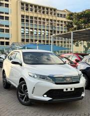 Toyota Harrier 2018 White for sale