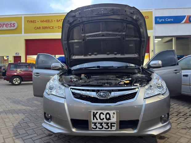 Subaru Legacy 2011 Gray