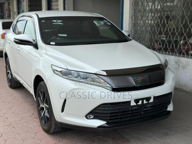 Toyota Harrier 2020 White
