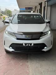 Toyota Harrier 2020 White for sale