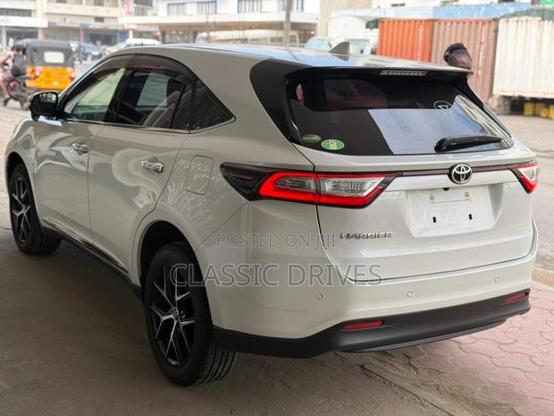 Toyota Harrier 2020 White