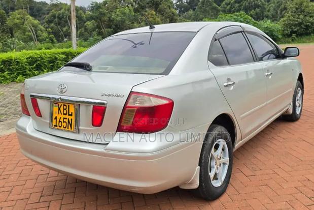 Toyota Premio 2005 Silver