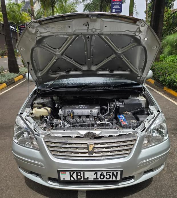 Toyota Premio 2005 Silver