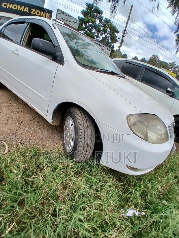 Toyota Corolla 2010 White