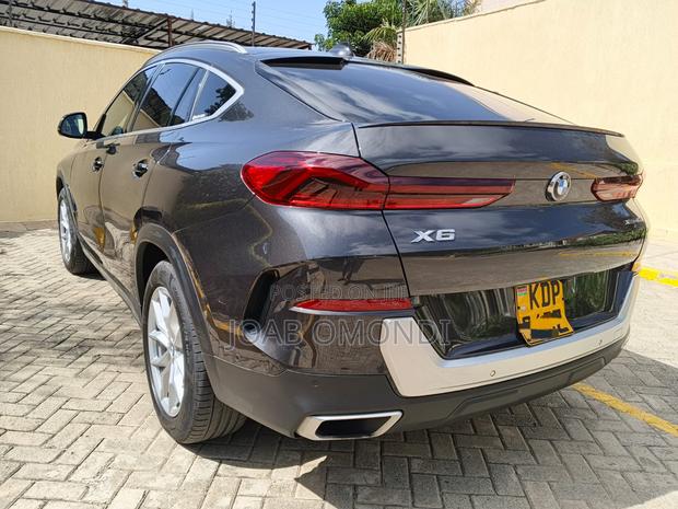 BMW X6 xDrive40i 2022 Gray