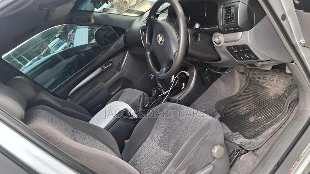 Toyota Land Cruiser Prado 2006 Silver
