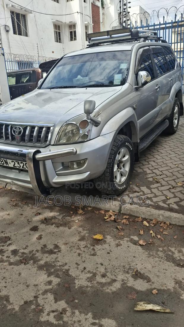 Toyota Land Cruiser Prado 2006 Silver