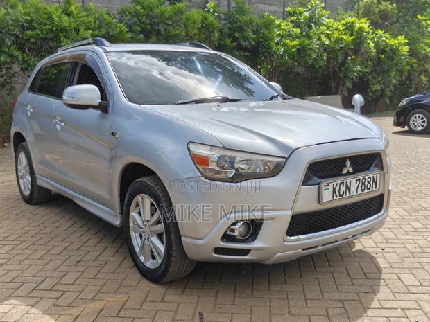 Mitsubishi RVR 2010 Silver