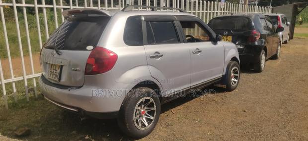 Mazda Verisa 2010 Silver