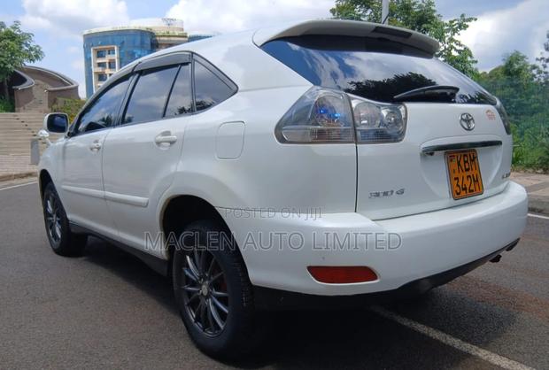 Toyota Harrier 2003 White