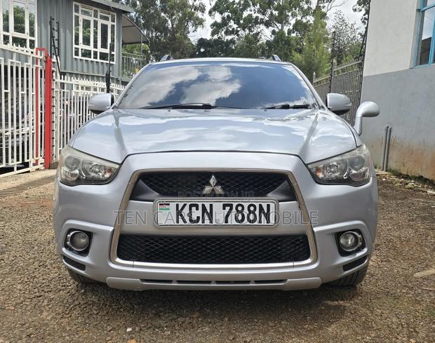 Mitsubishi RVR 2010