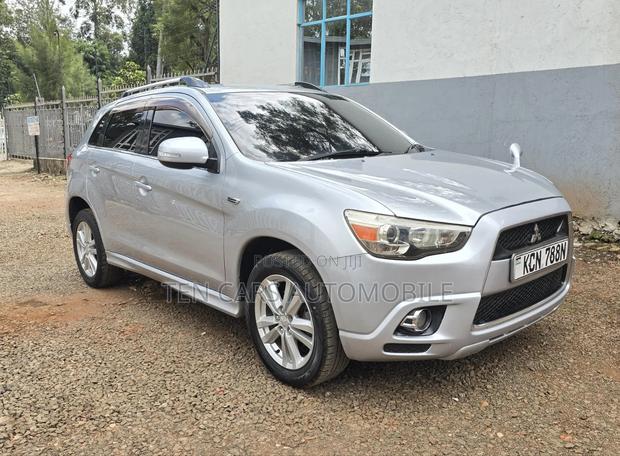 Mitsubishi RVR 2010