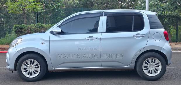 Toyota Passo 2016 Silver