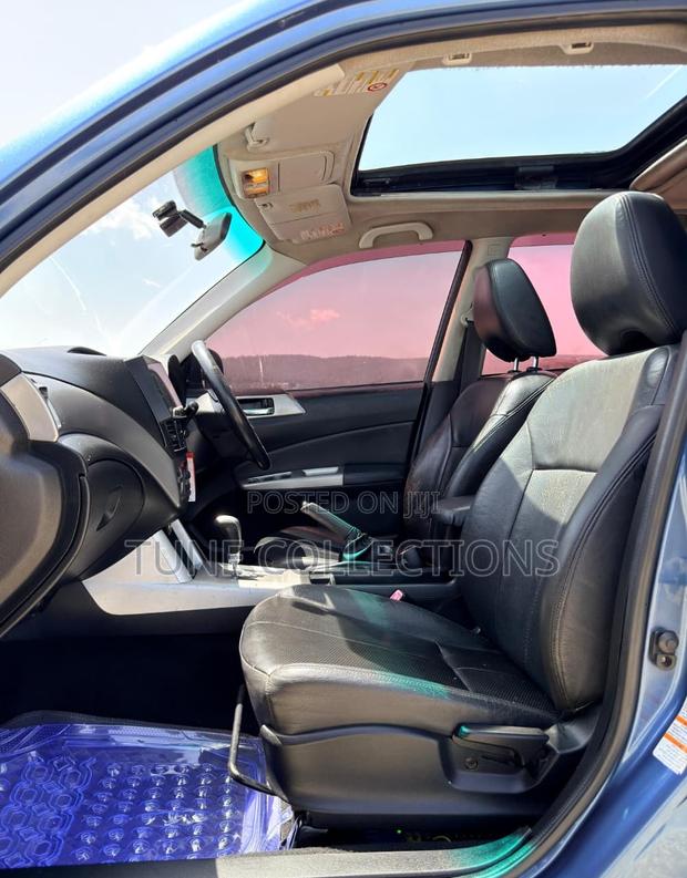 Subaru Forester 2012 Blue