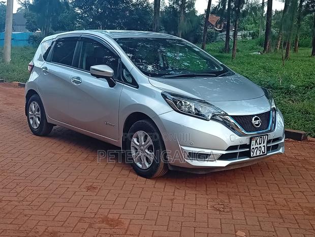 Nissan Note 1.2 Hybrid 2018 Silver