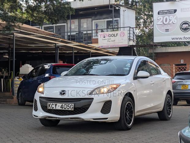 Mazda Axela 2013 White