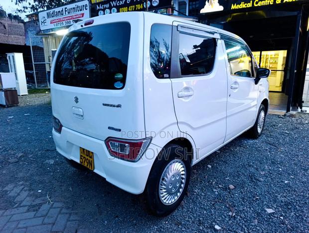 Suzuki Wagon R 2017 White