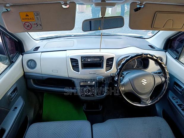 Suzuki Wagon R 2017 White
