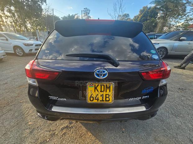 Toyota Corolla Fielder 2016 Black