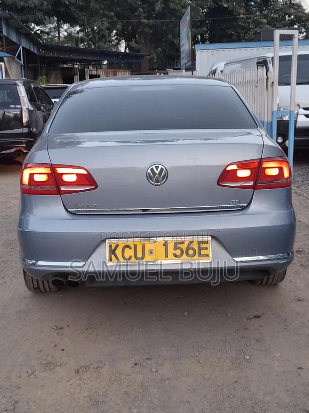 Volkswagen Passat 2013 Gray