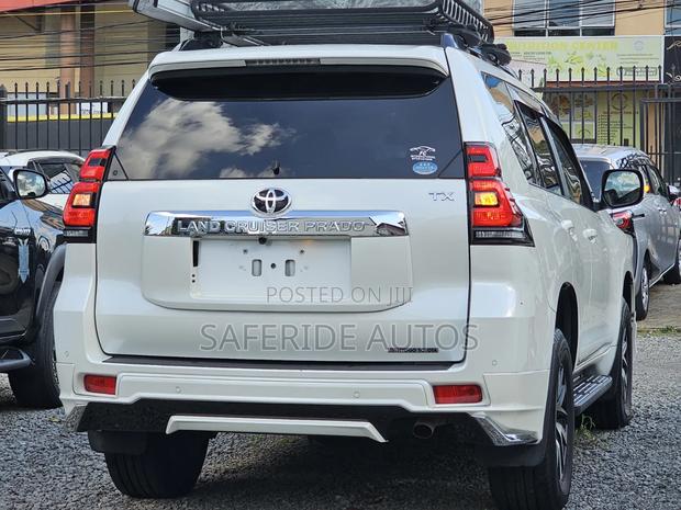 Toyota Land Cruiser Prado 2019 Pearl