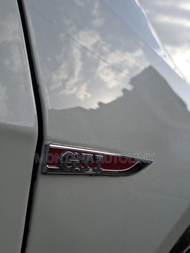 Volkswagen Golf GTI 2015 White