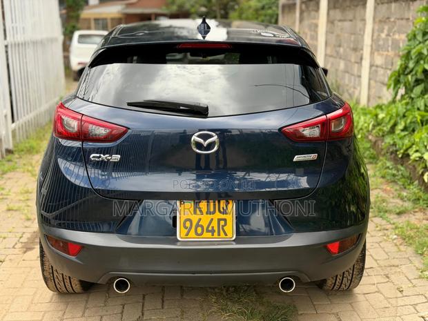 Mazda CX-3 2017 Blue