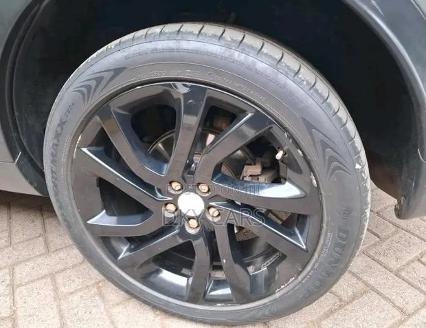 Land Rover Discovery Sport 2015 Green