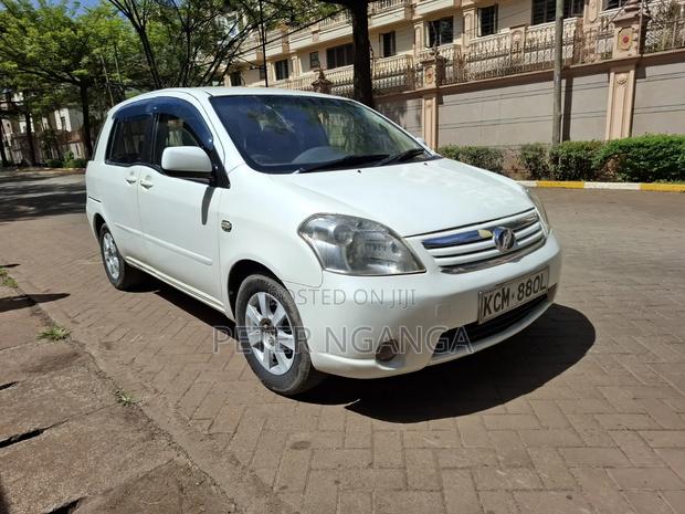 Toyota Raum 1.5 FWD 2010 White