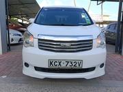 Toyota Noah 2014 White for sale