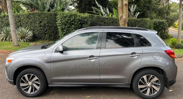 Mitsubishi RVR 2015 Black