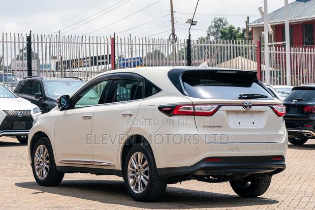 Toyota Harrier 2019 White