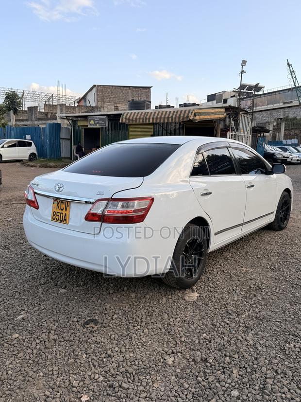 Toyota Premio 2012 White