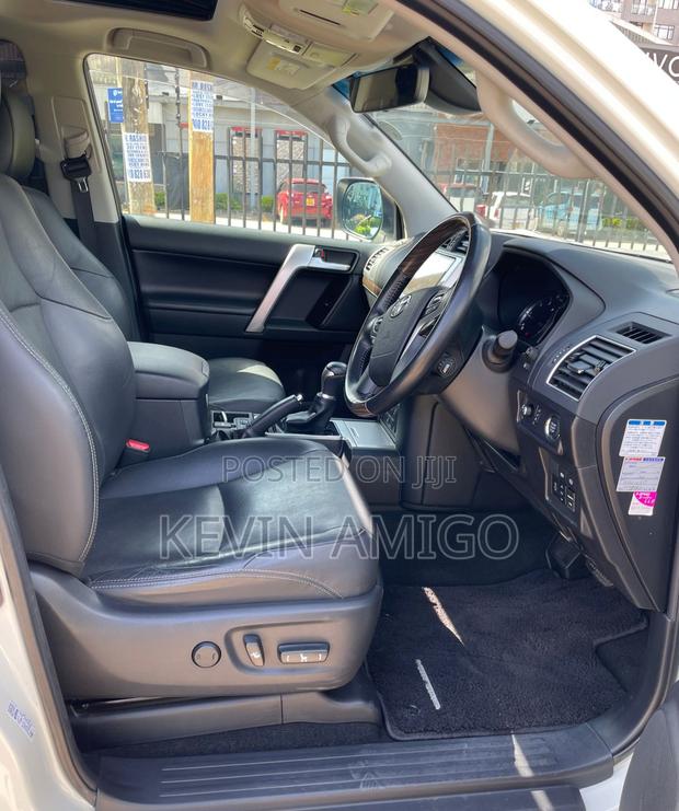 Toyota Land Cruiser Prado 2.8 2019 White