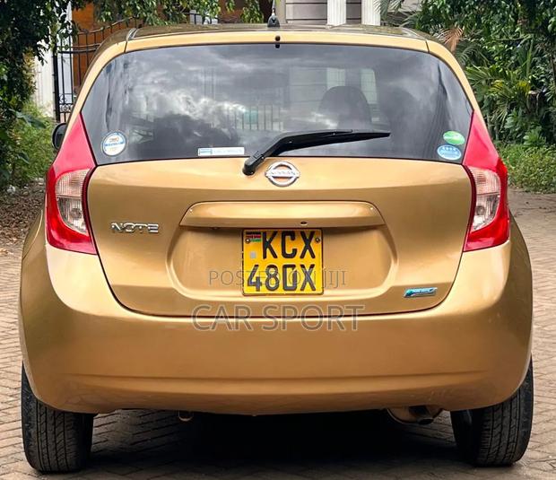 Nissan Note 2012 Gold
