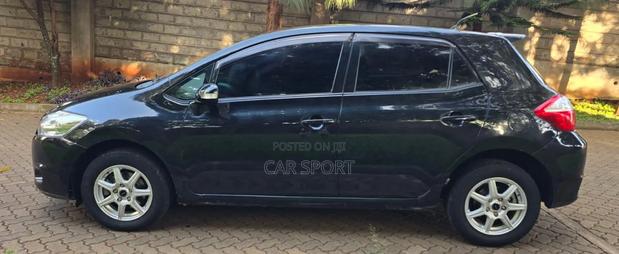 Toyota Auris 2011 Black