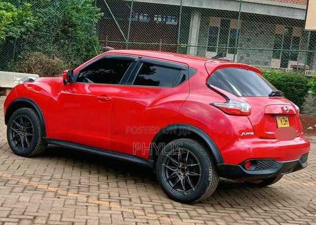 Nissan Juke 2015 Red