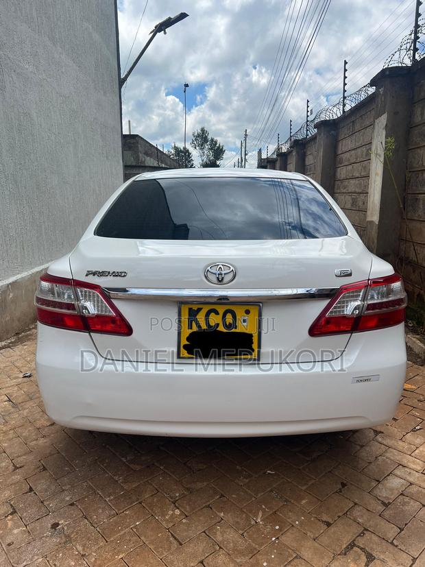 Toyota Premio 2012 White