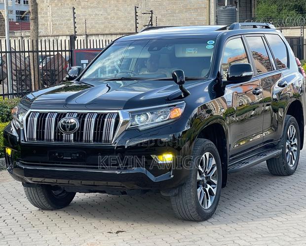 Toyota Land Cruiser Prado 2.7 2022 Black