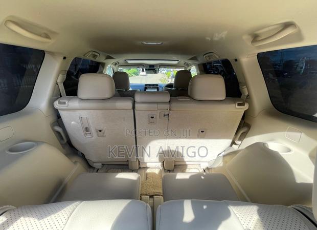 Toyota Land Cruiser Prado 2.7 2022 Black