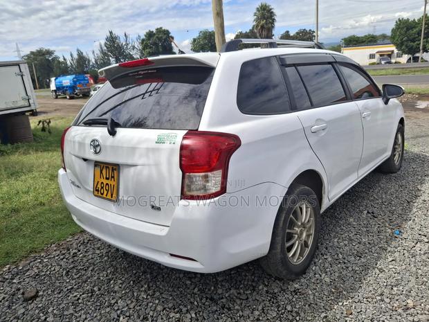 Toyota Corolla Fielder 2013 White