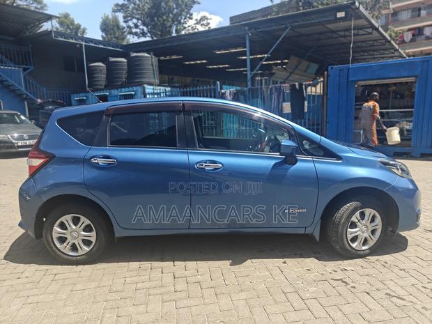 Nissan Note 1.2 Hybrid 2017 Blue
