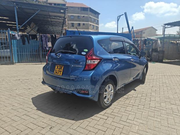 Nissan Note 1.2 Hybrid 2017 Blue