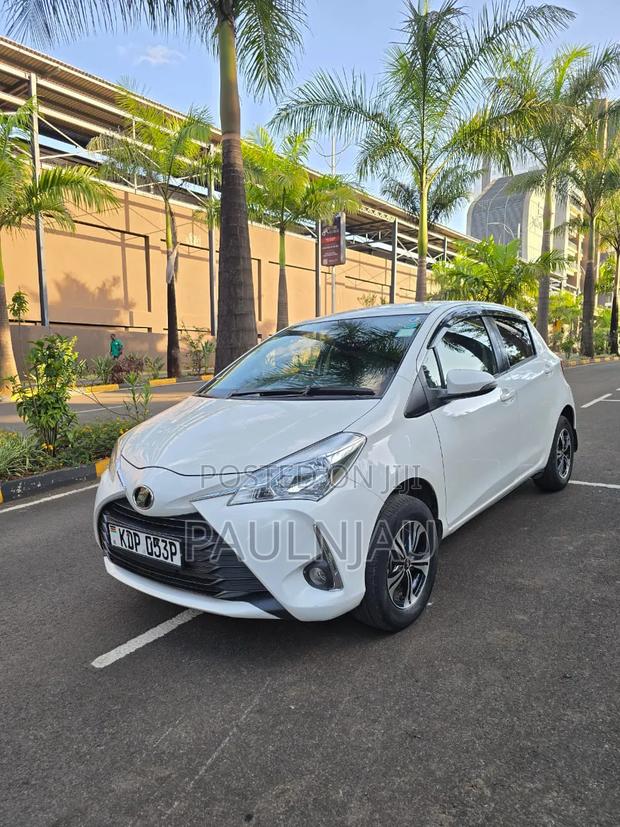 Mazda Demio 2017 White