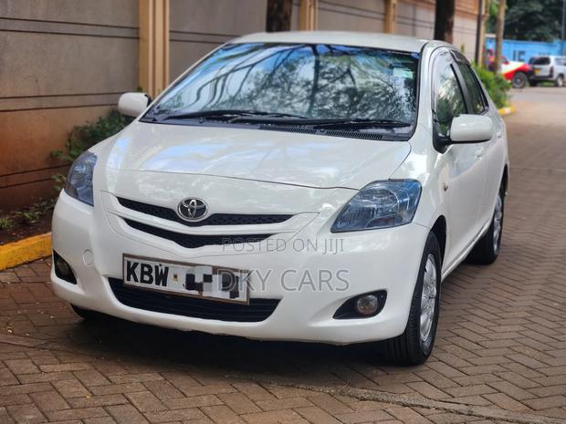Toyota Belta 2006 Pearl